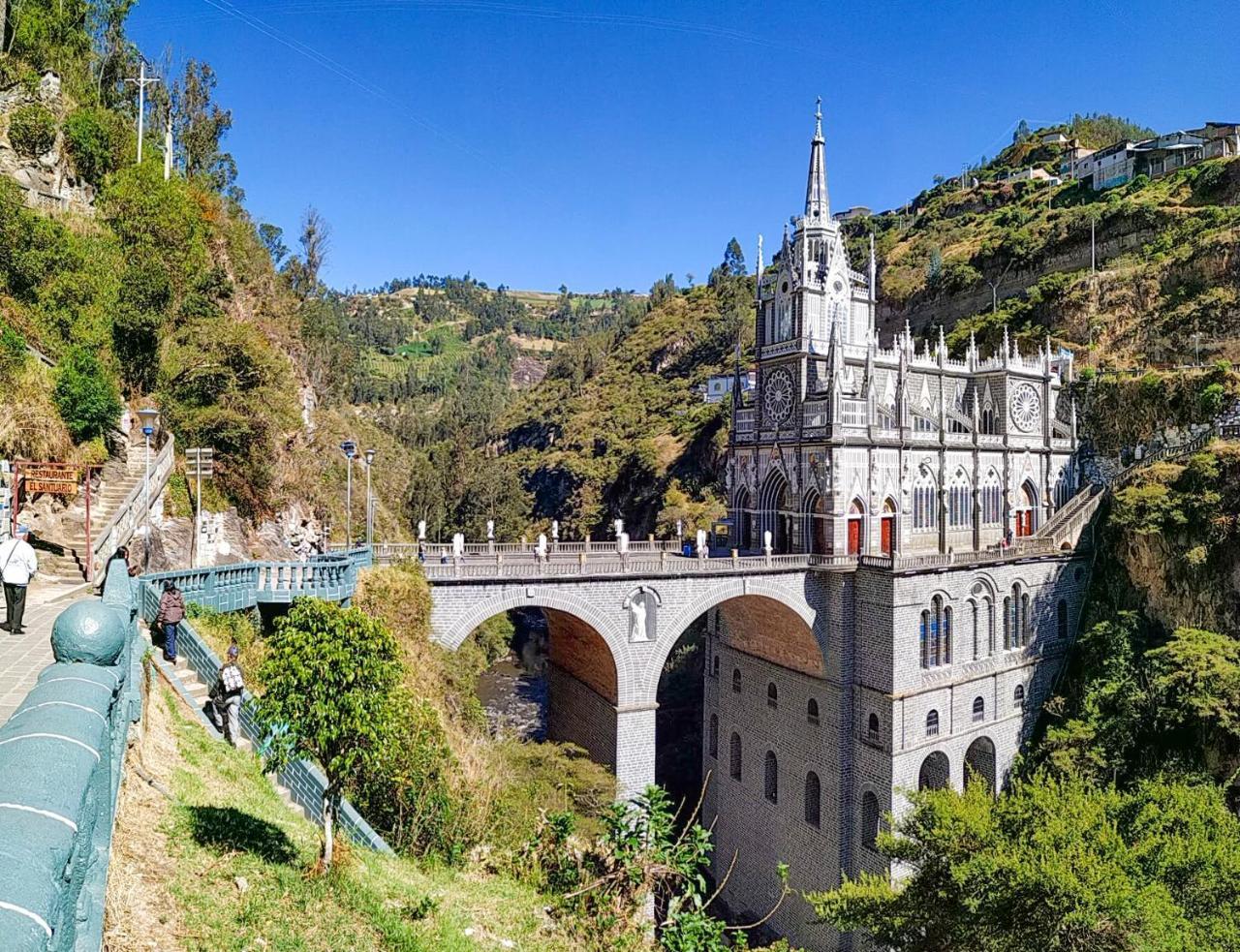 Hotel Casa De Peregrinos Ipiales Buitenkant foto